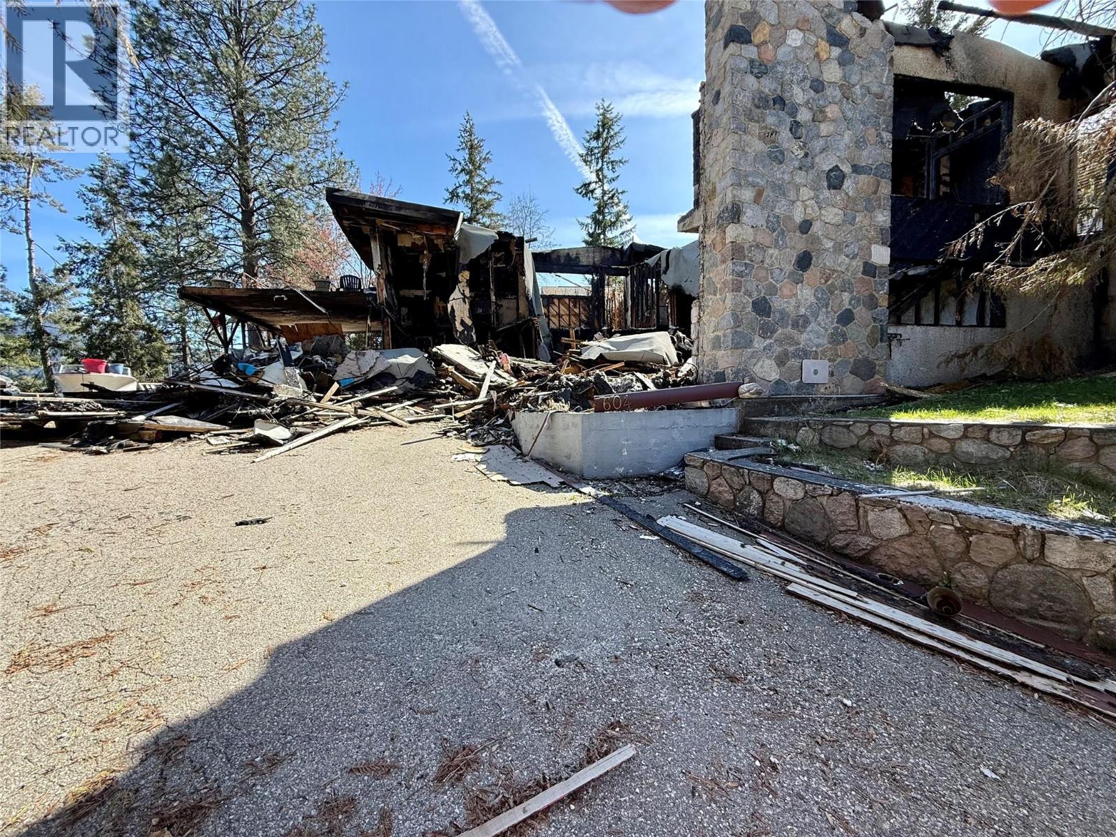  604 11th Street, Castlegar