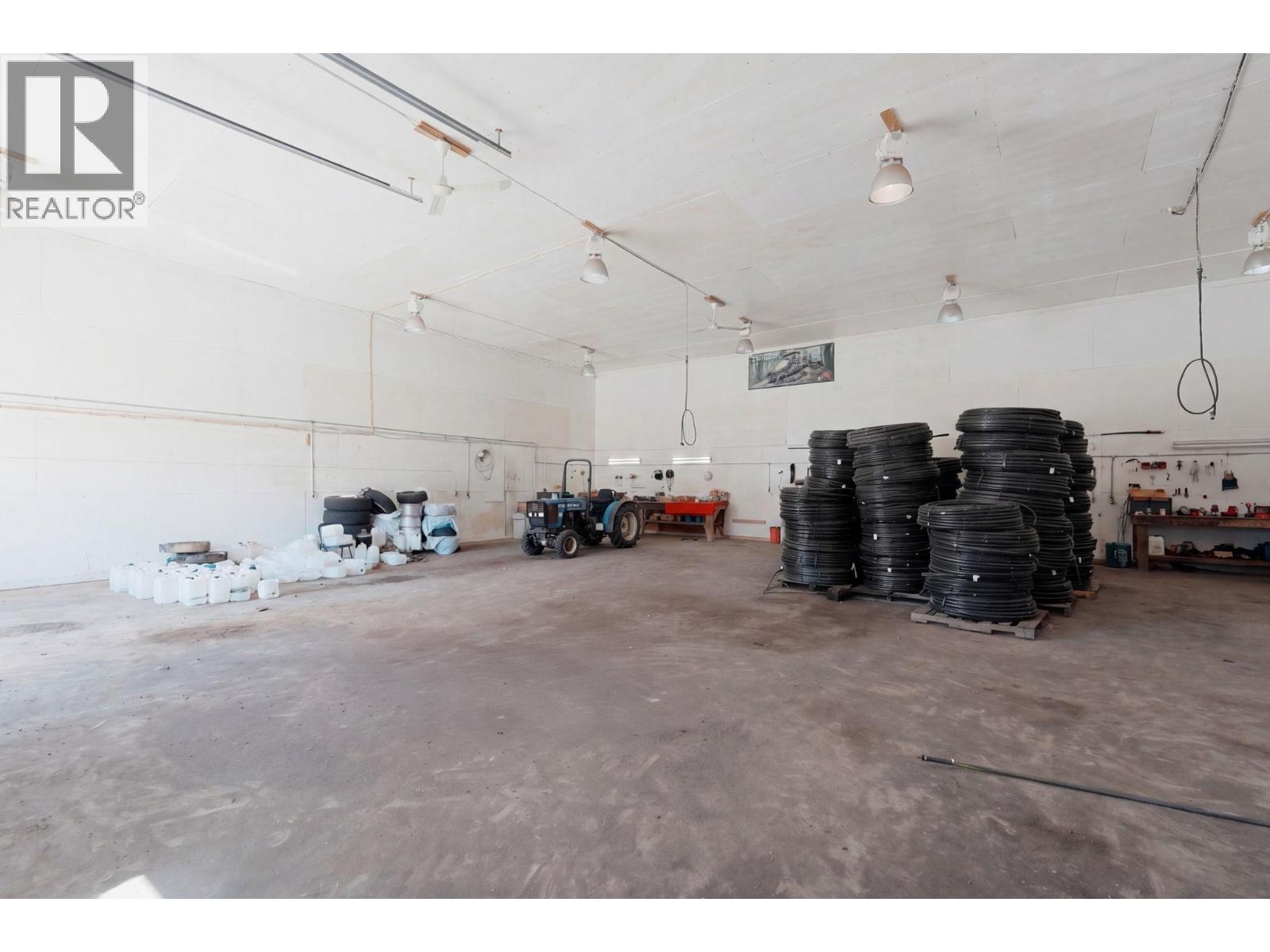  1448 Otter Lake Cross Road, Spallumcheen