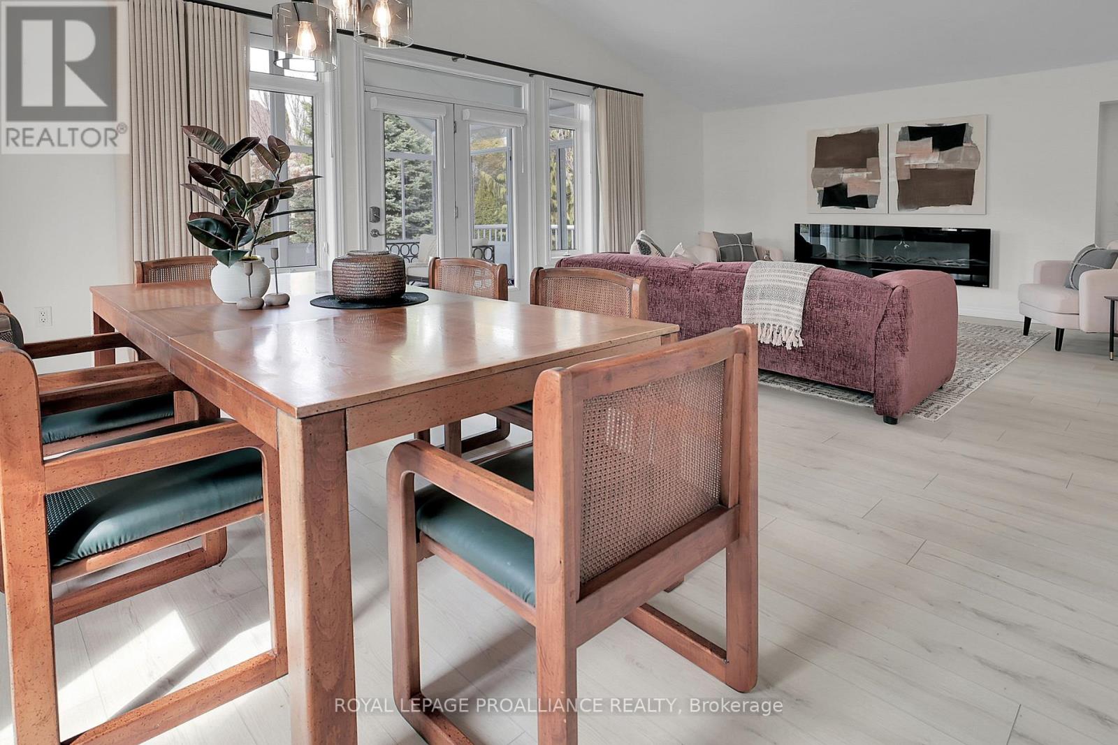 131 MILLS ROAD — photo 23