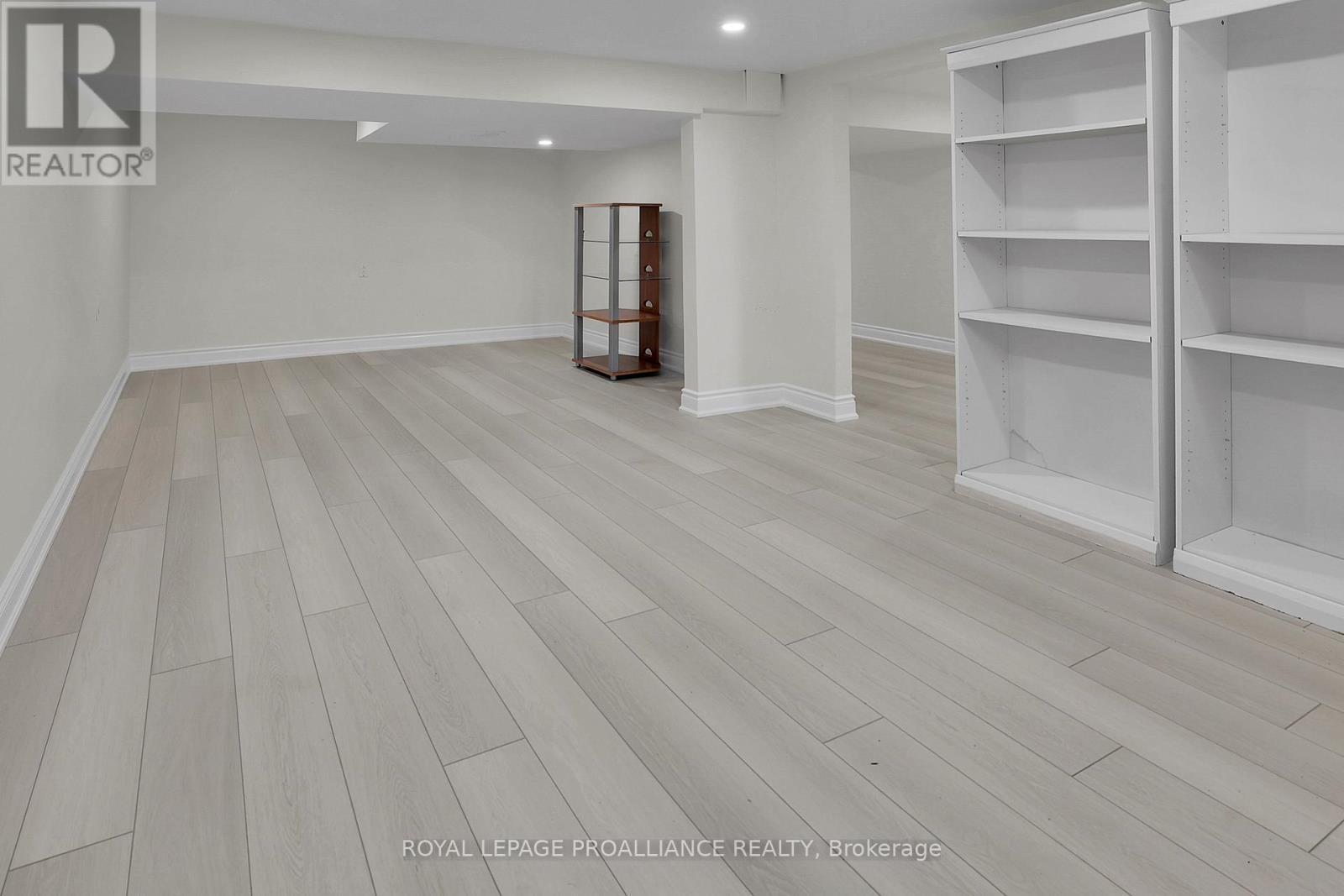 131 MILLS ROAD — photo 28
