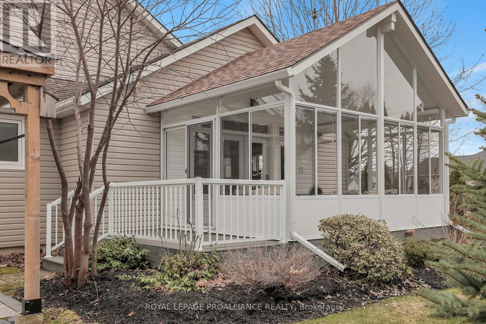 131 MILLS ROAD — photo 40