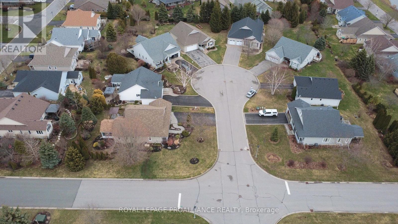 131 MILLS ROAD — photo 44