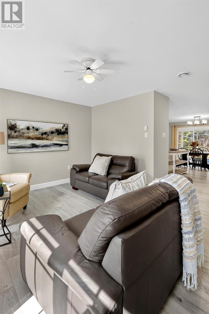 32-34 GOSSES Drive — photo 10