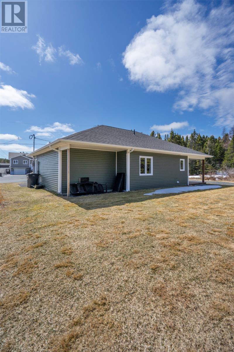 32-34 GOSSES Drive — photo 30