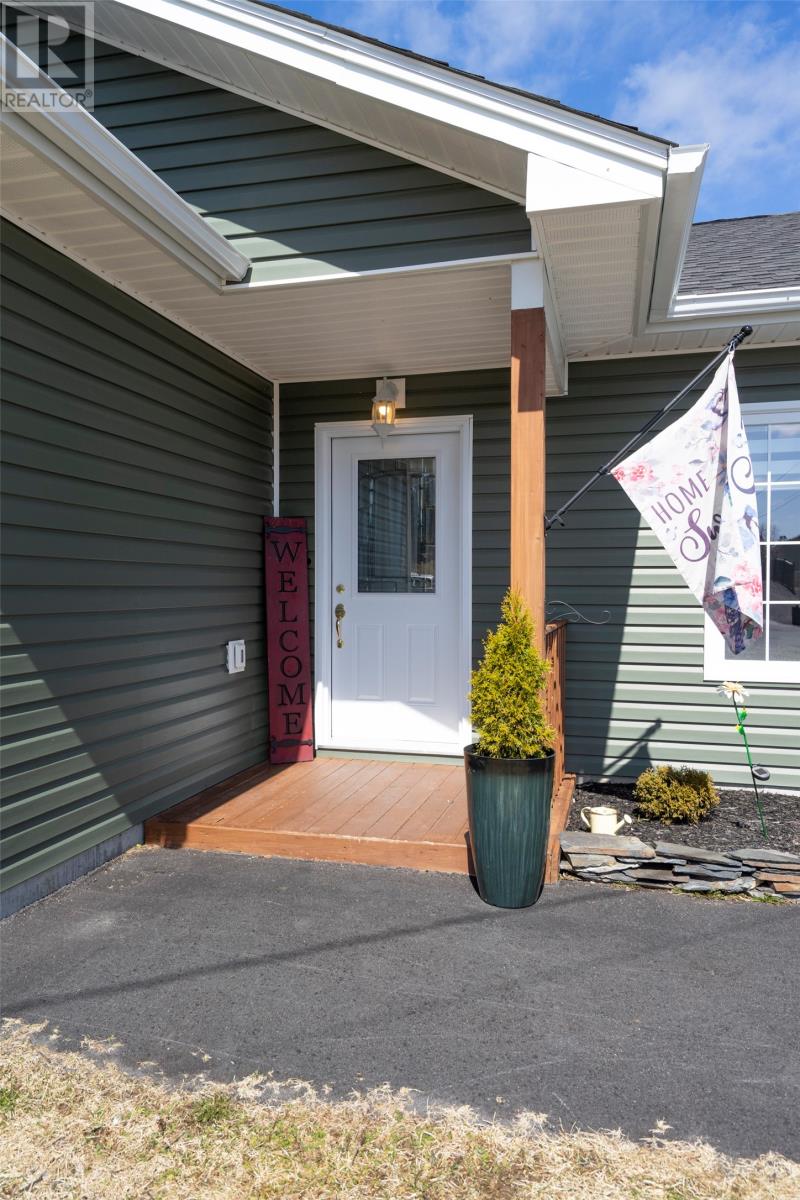 32-34 GOSSES Drive — photo 6
