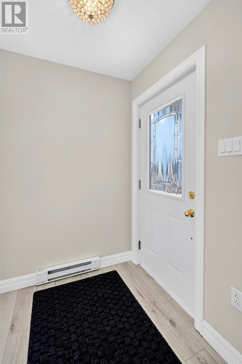32-34 GOSSES Drive — photo 7