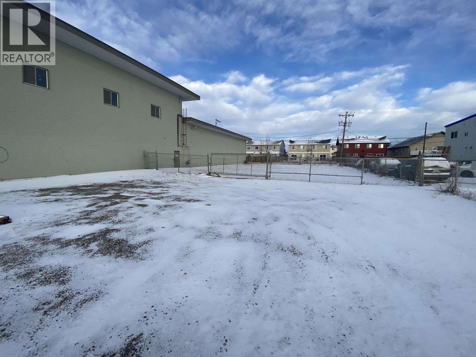 10916-10920 100 AVENUE, Fort St. John