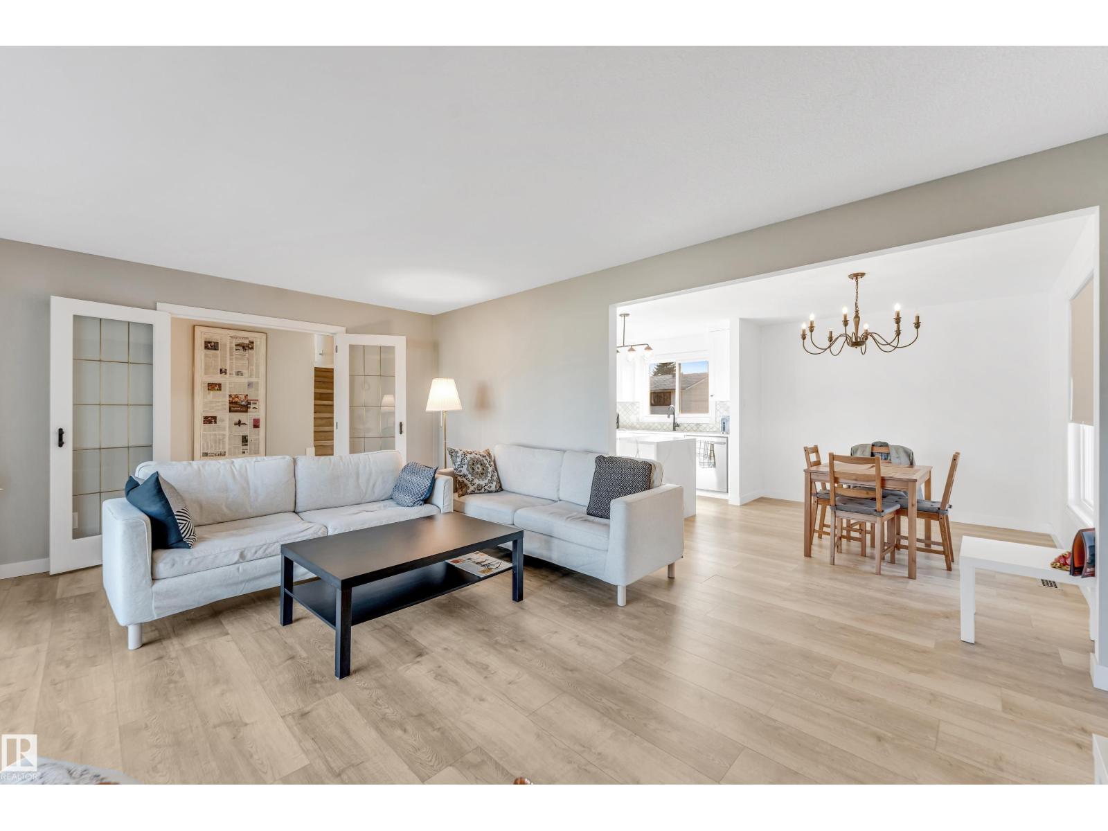 2404 80 ST NW - 16