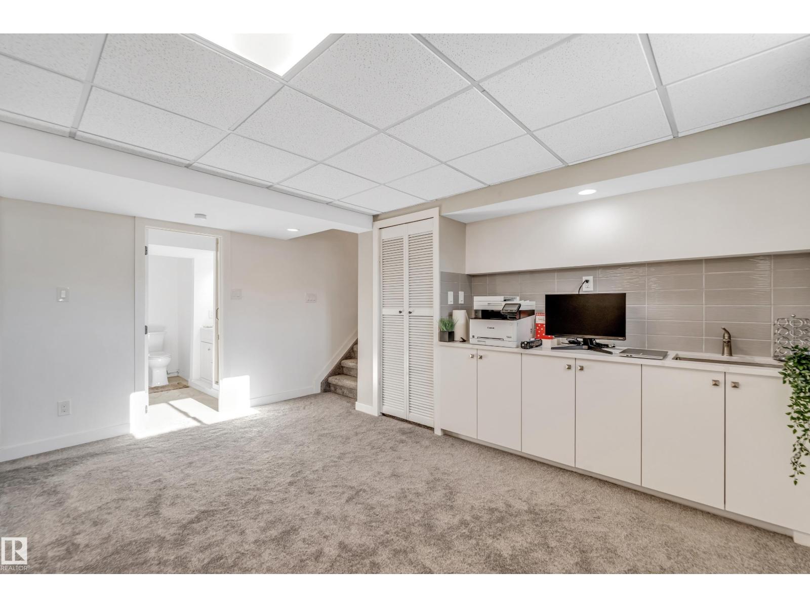 2404 80 ST NW - 53
