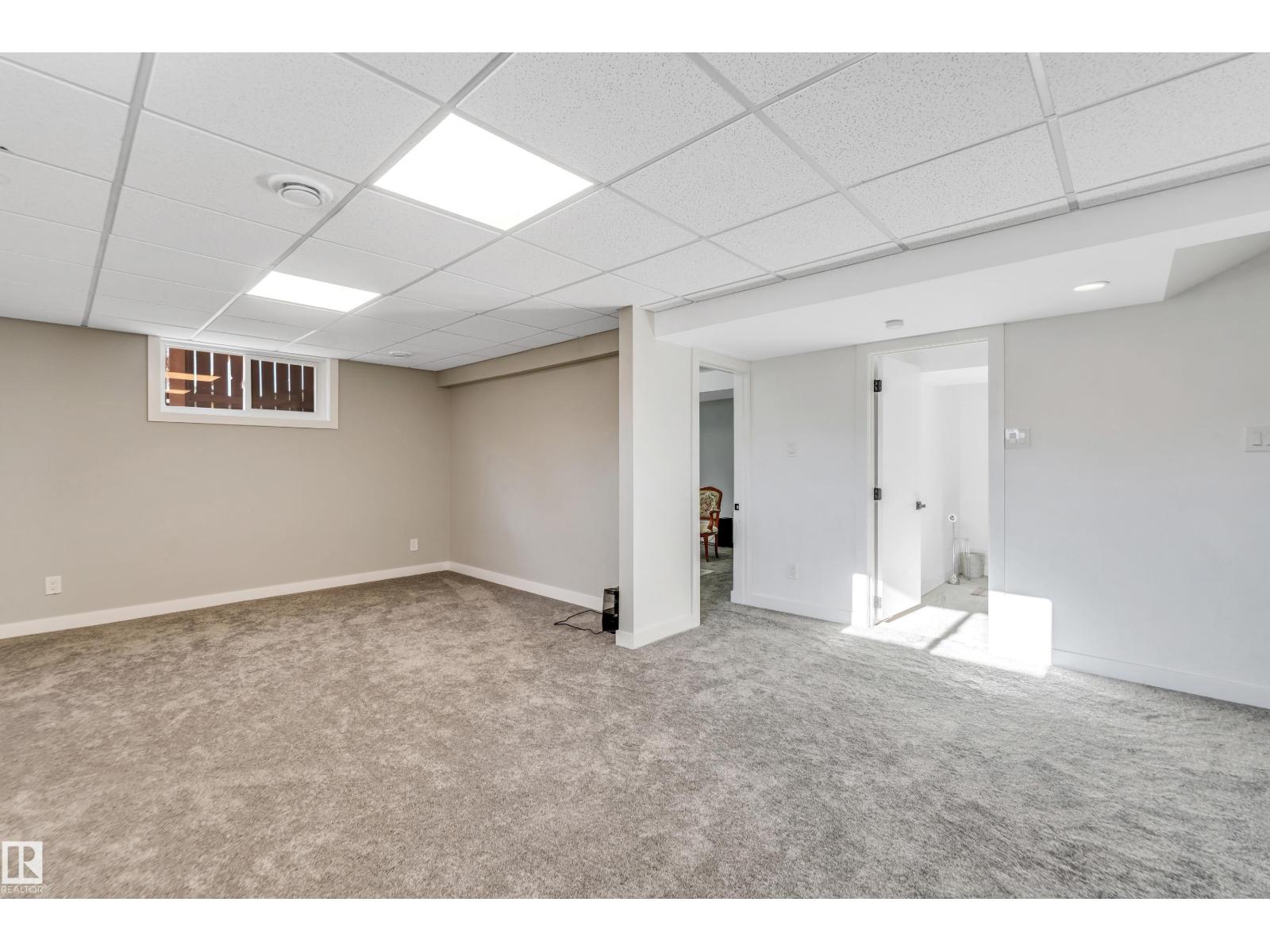 2404 80 ST NW - 54