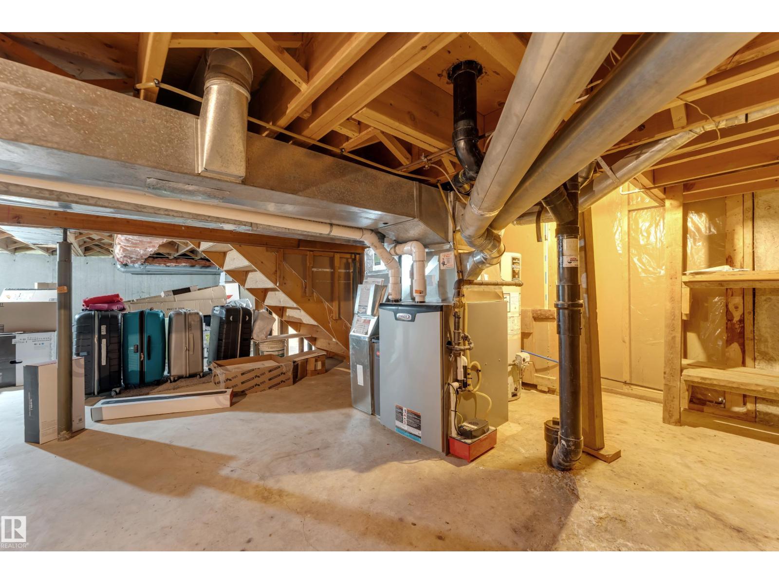 2404 80 ST NW - 58