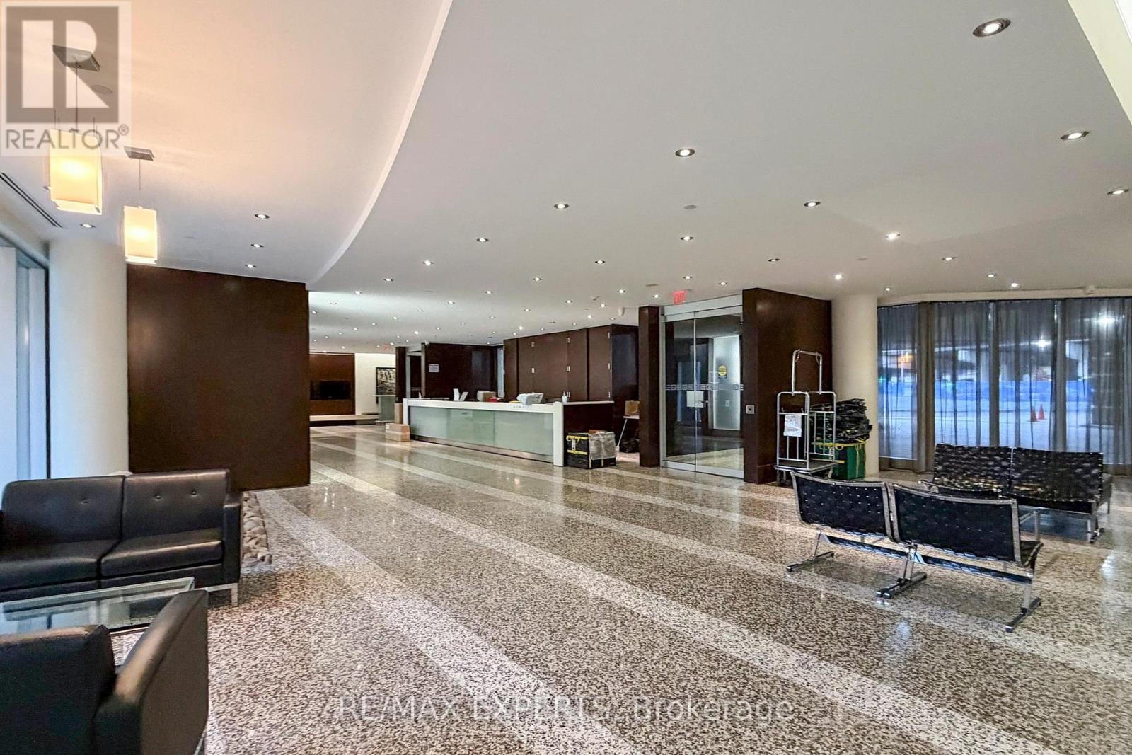 #2905 8 YORK STREET - 4