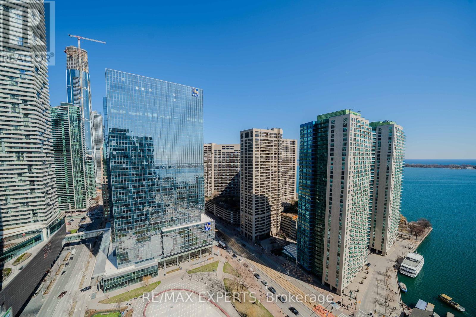 #2905 8 YORK STREET - 45