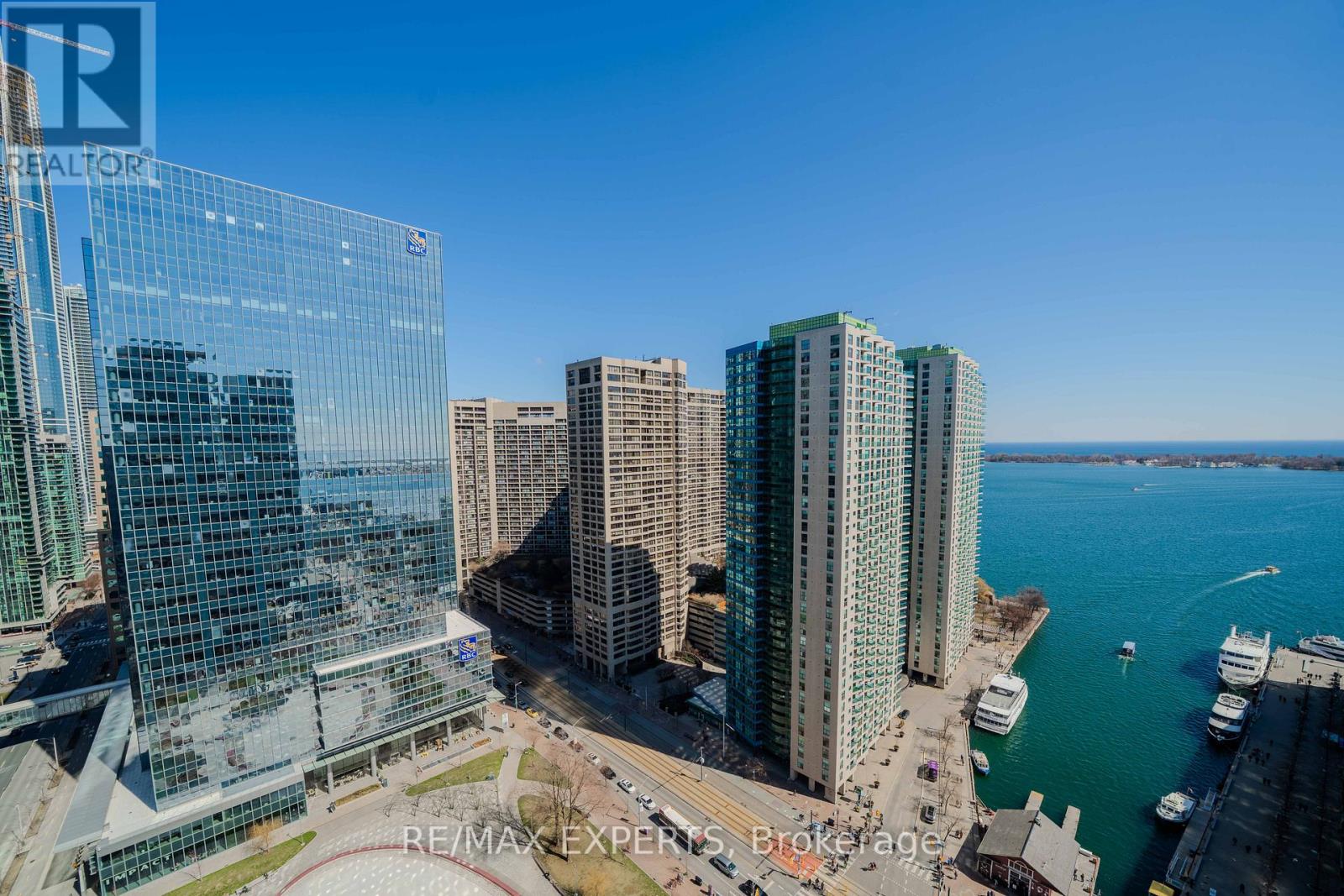 #2905 8 YORK STREET - 47