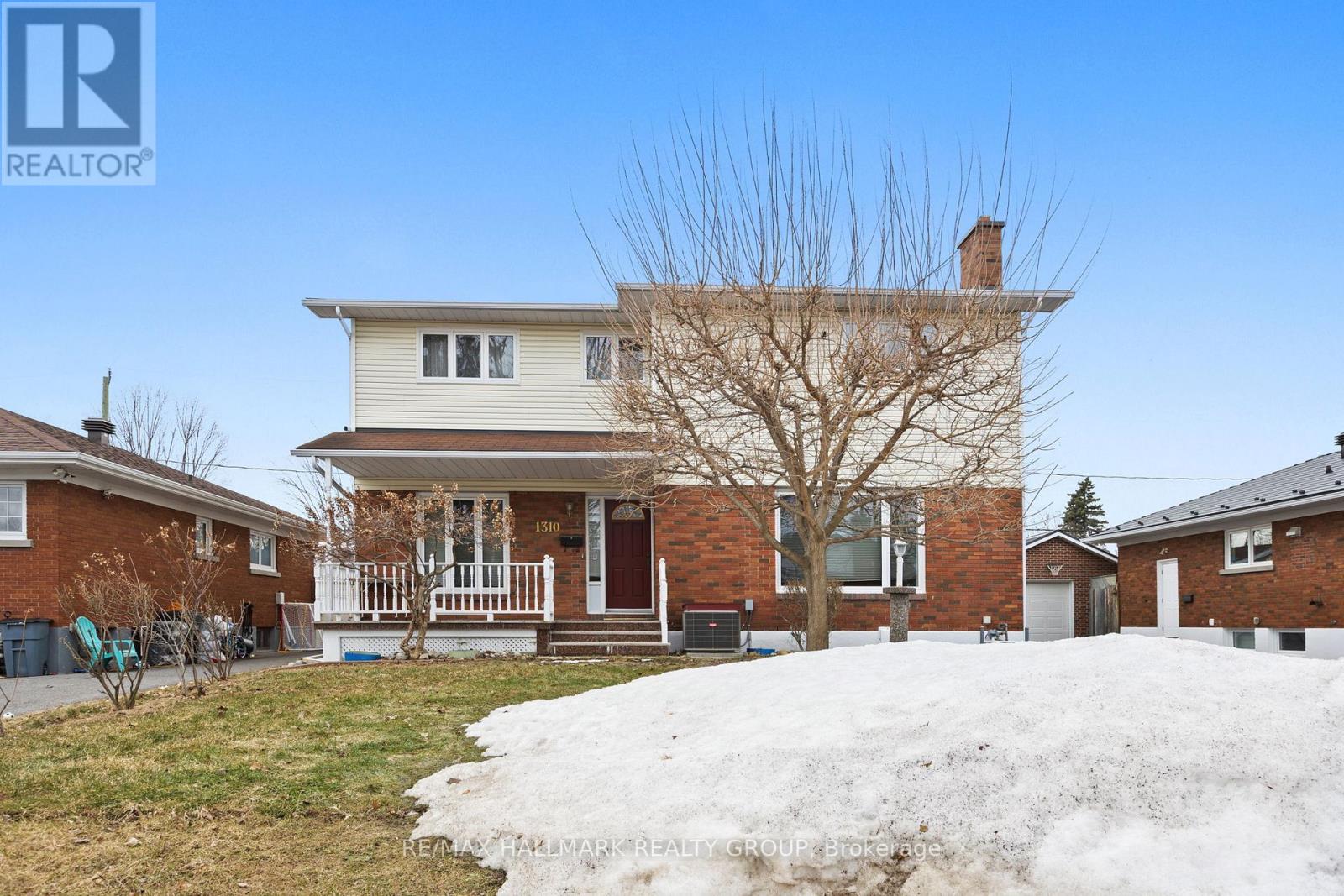 An exceptional family home w/expansive front yard