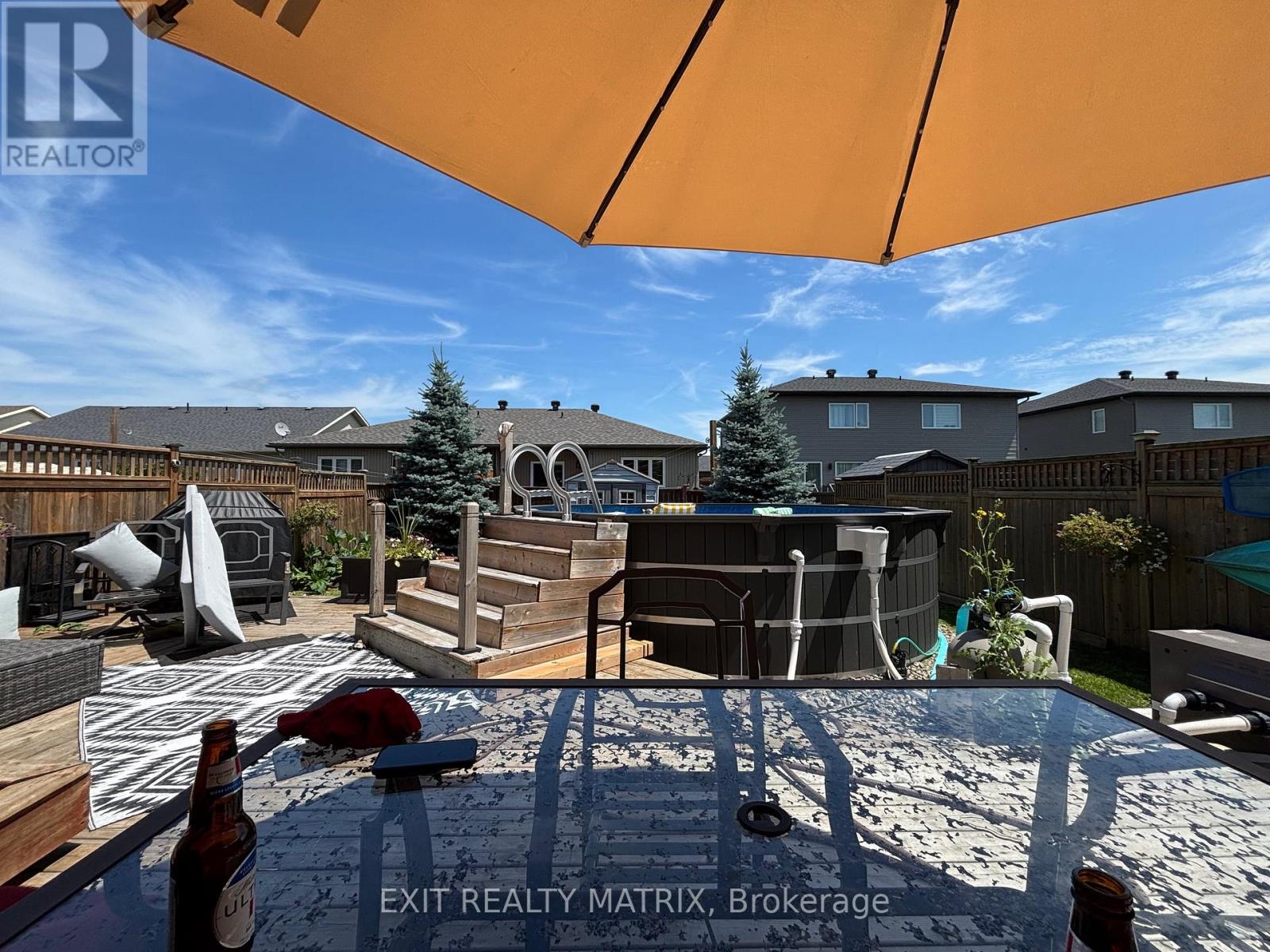 371 TRILLIUM CIRCLE S - 16