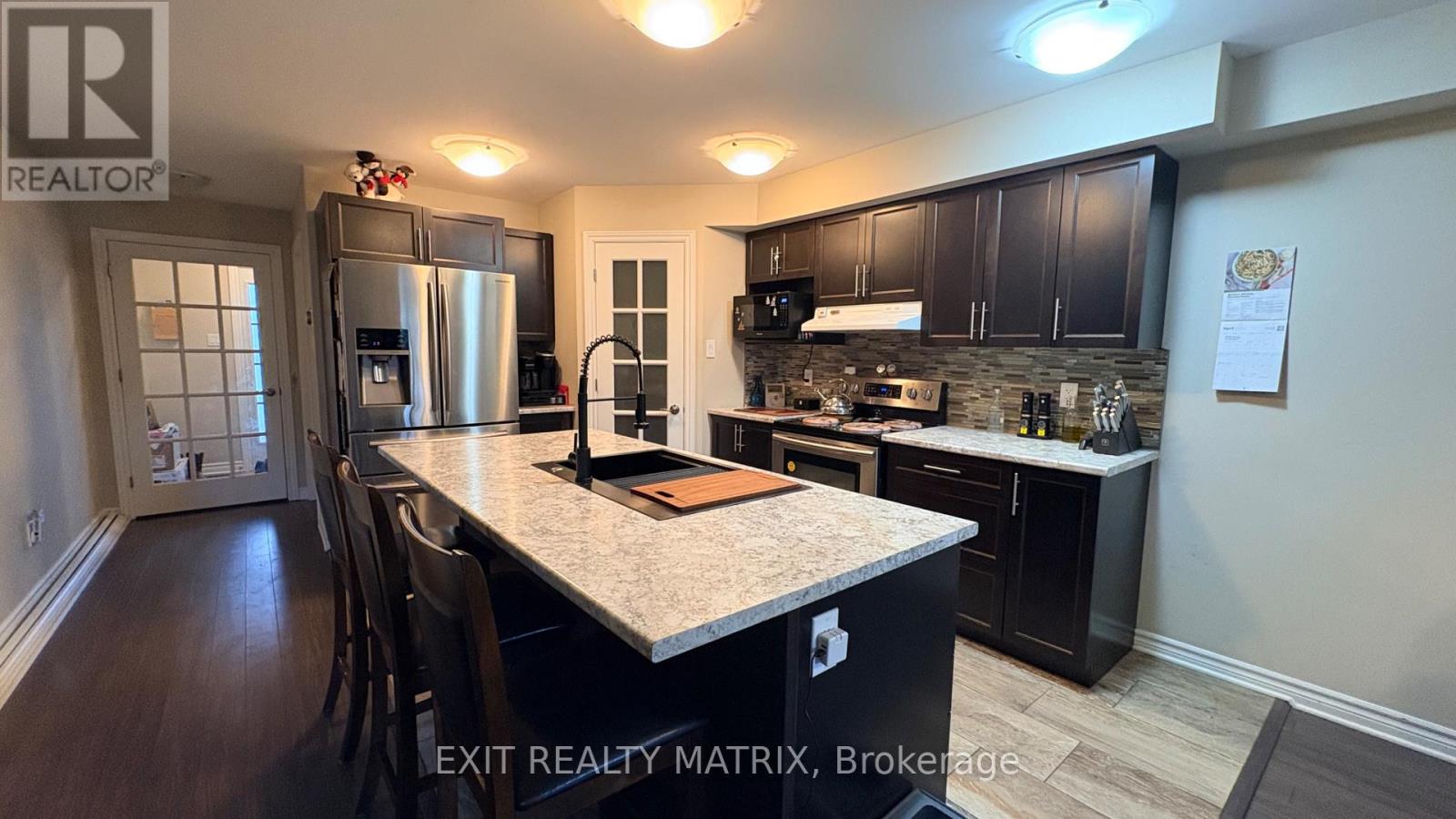 371 TRILLIUM CIRCLE S - 4