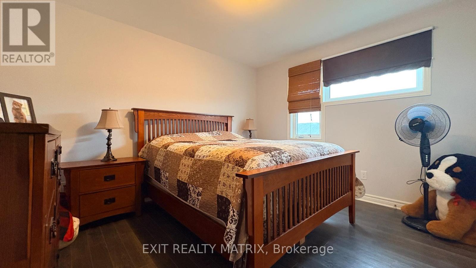 371 TRILLIUM CIRCLE S - 7