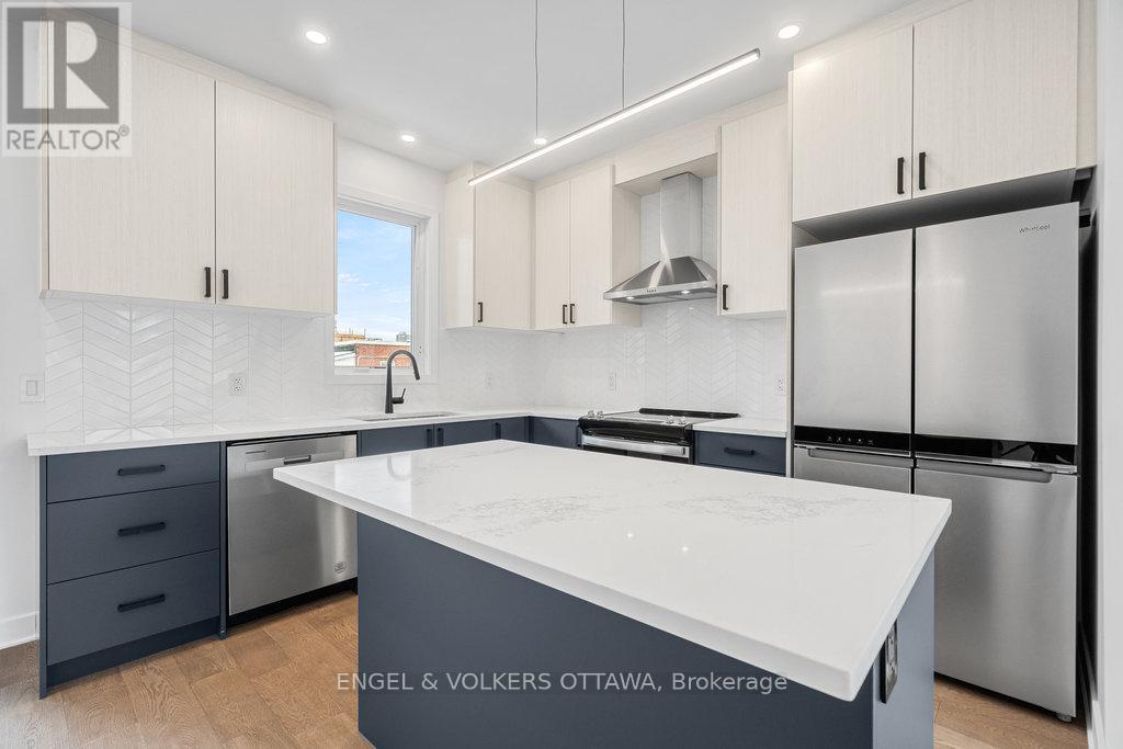 67 PARENT AVENUE — photo 16