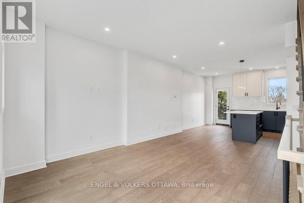 67 PARENT AVENUE — photo 26