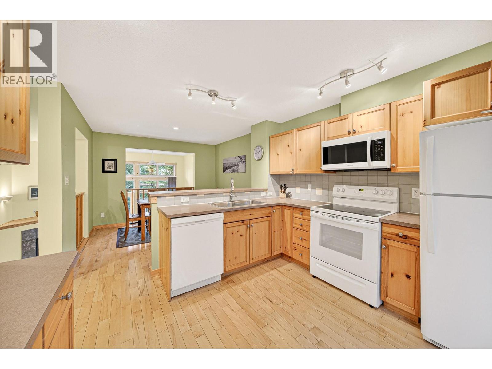 #C 5 ESTATE DRIVE - 17