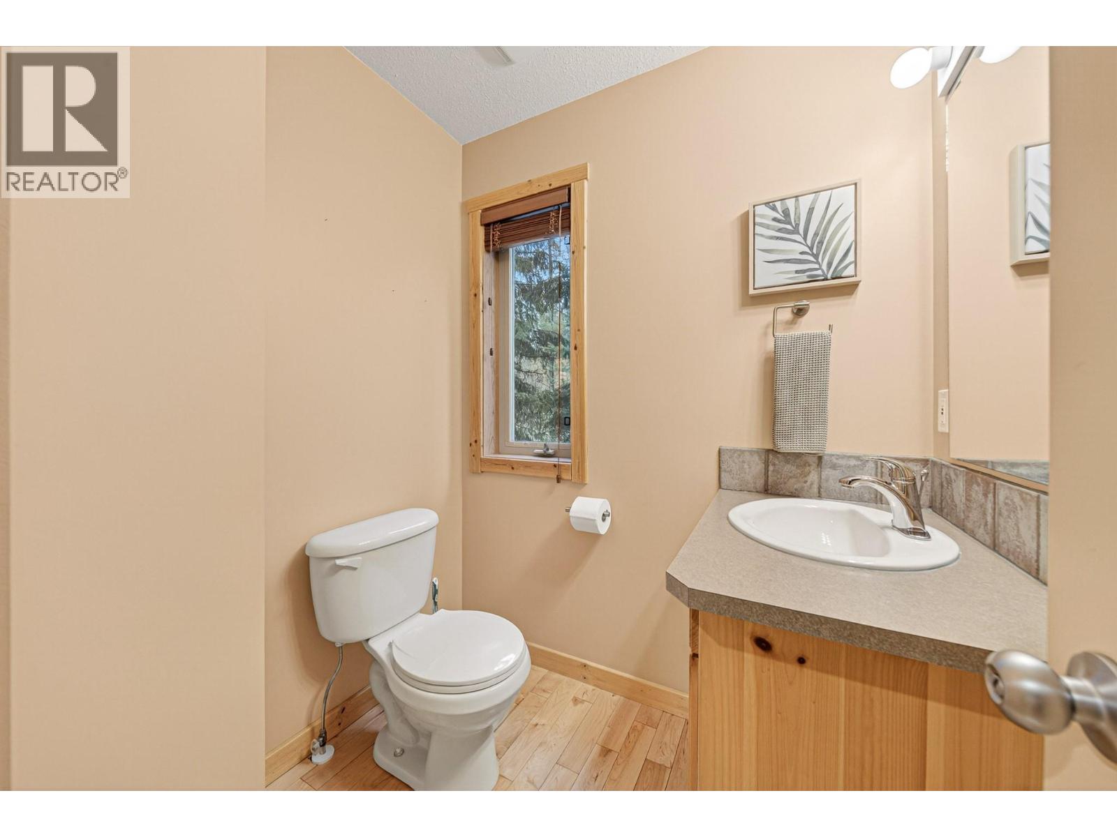 #C 5 ESTATE DRIVE - 27