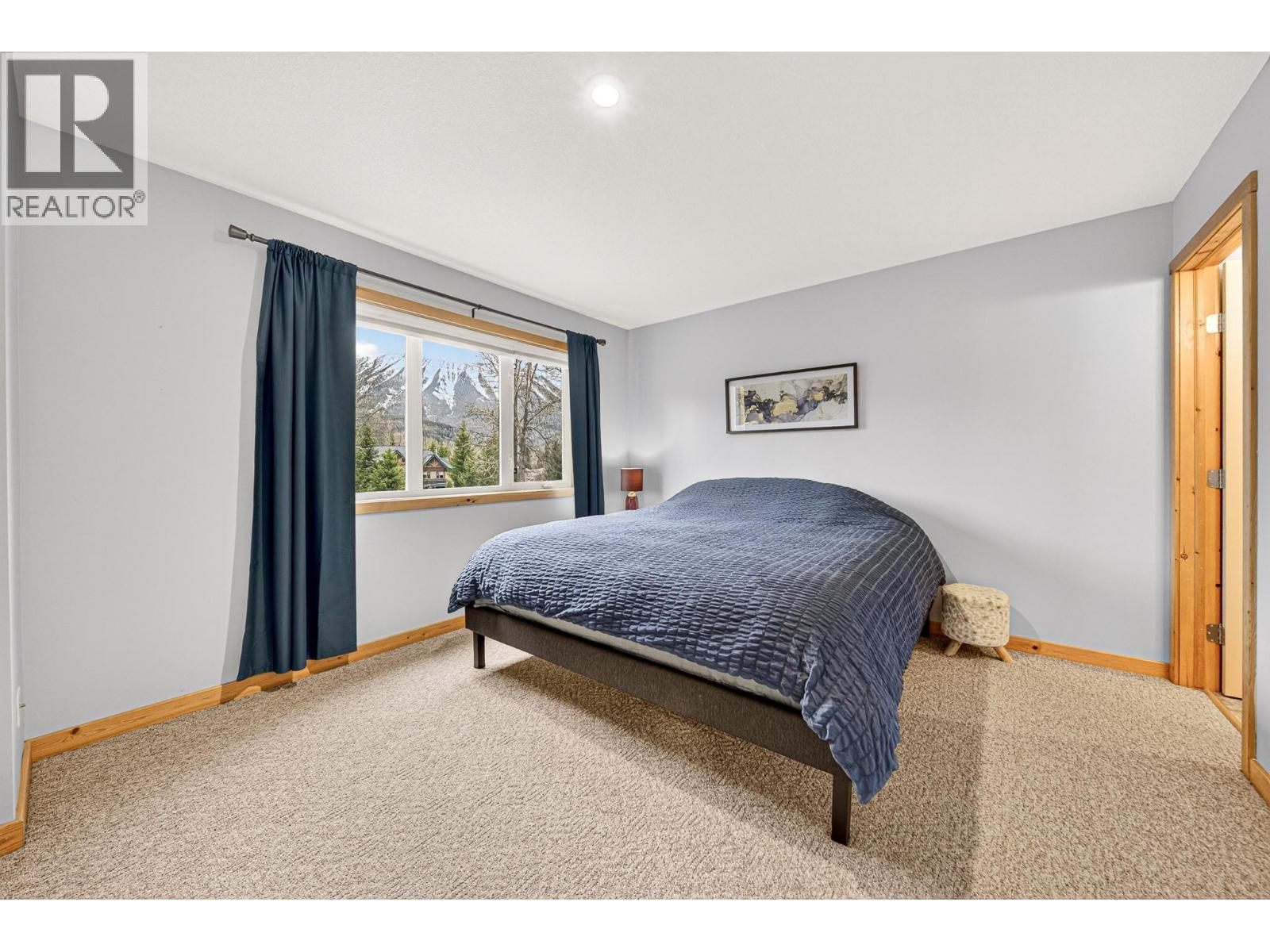 #C 5 ESTATE DRIVE - 29