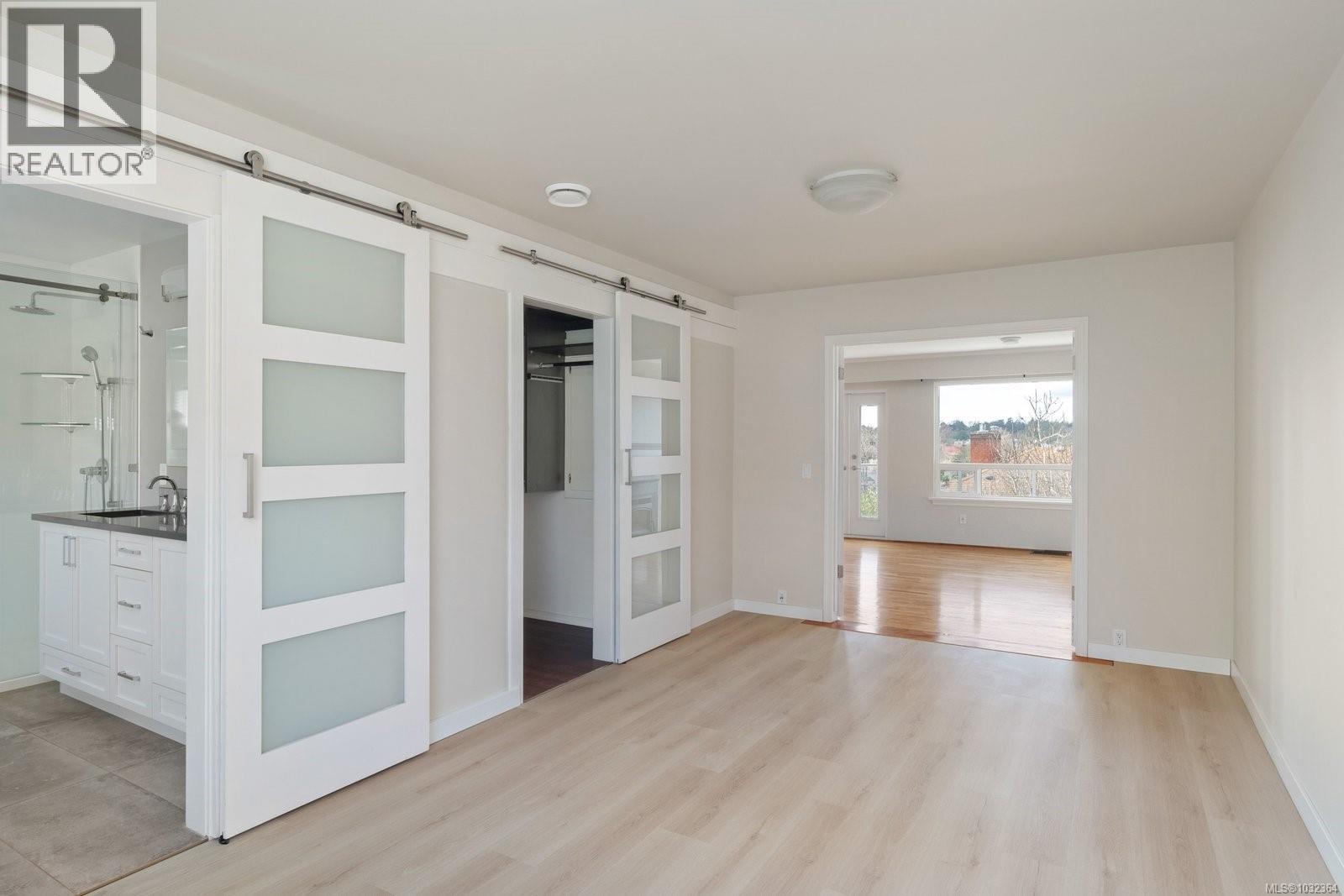  310 Windermere Place, Victoria