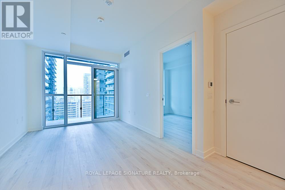 1401 - 110 BROADWAY AVENUE