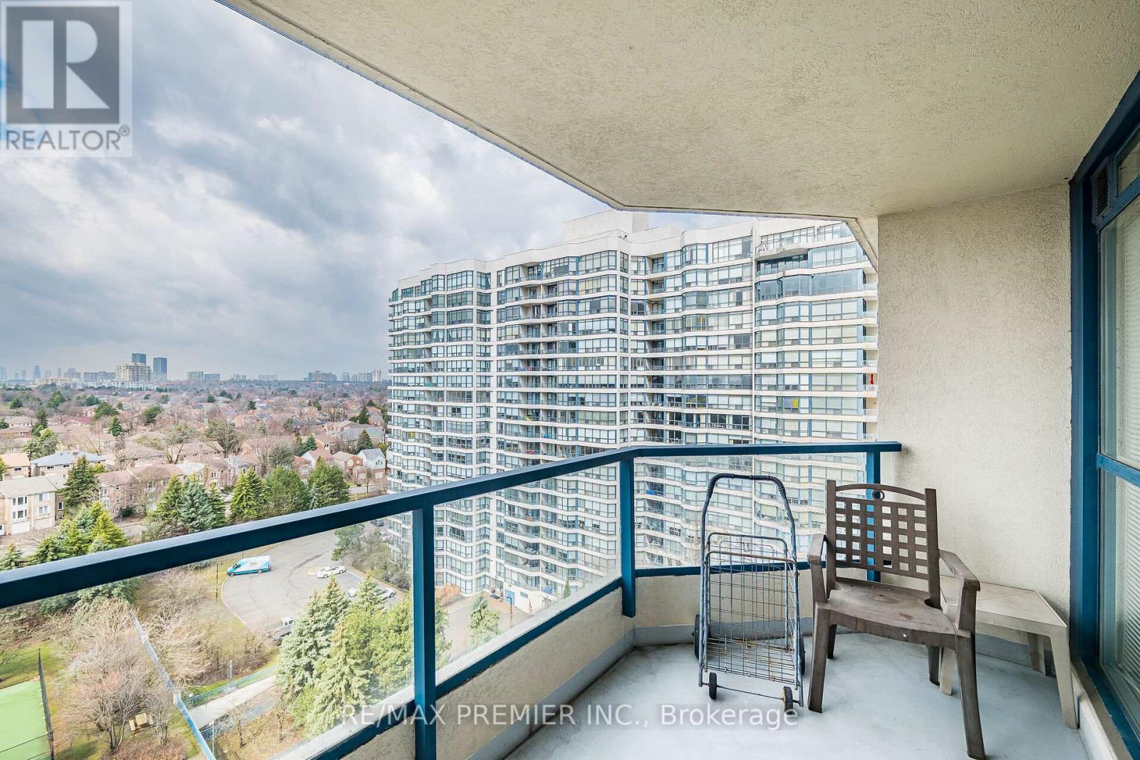 #1412 7300 YONGE STREET - 36