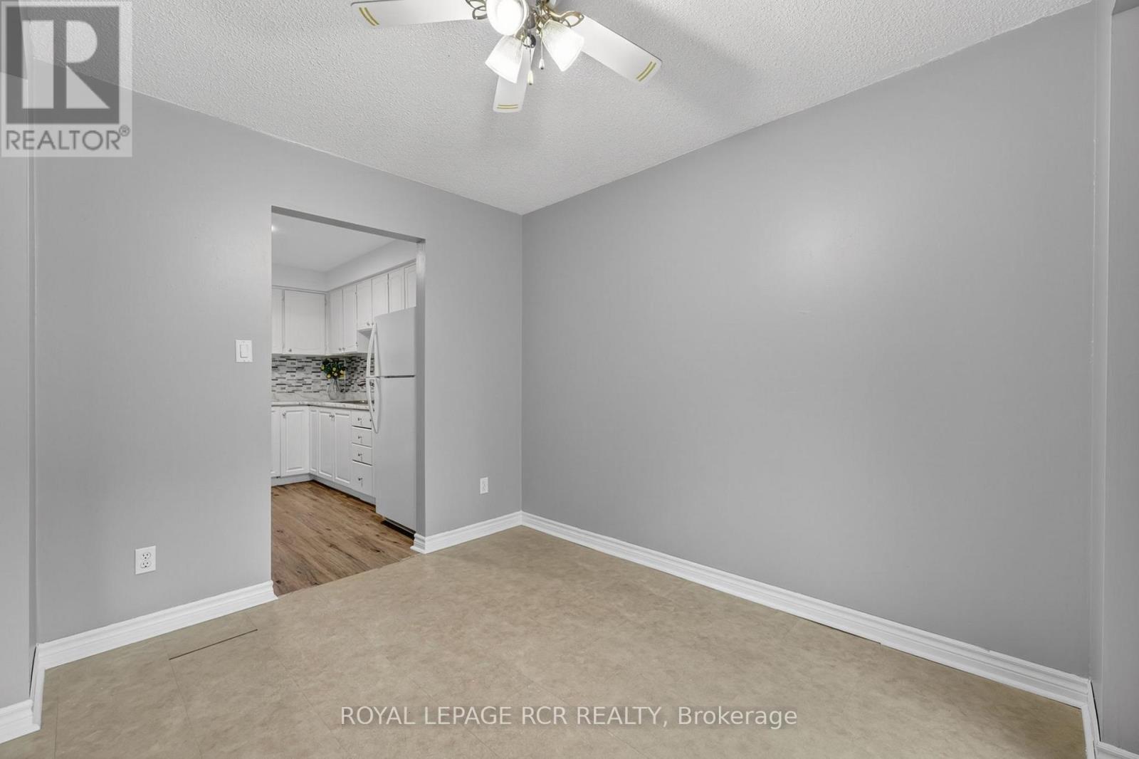 #31 246 TUPPER BOULEVARD - 13