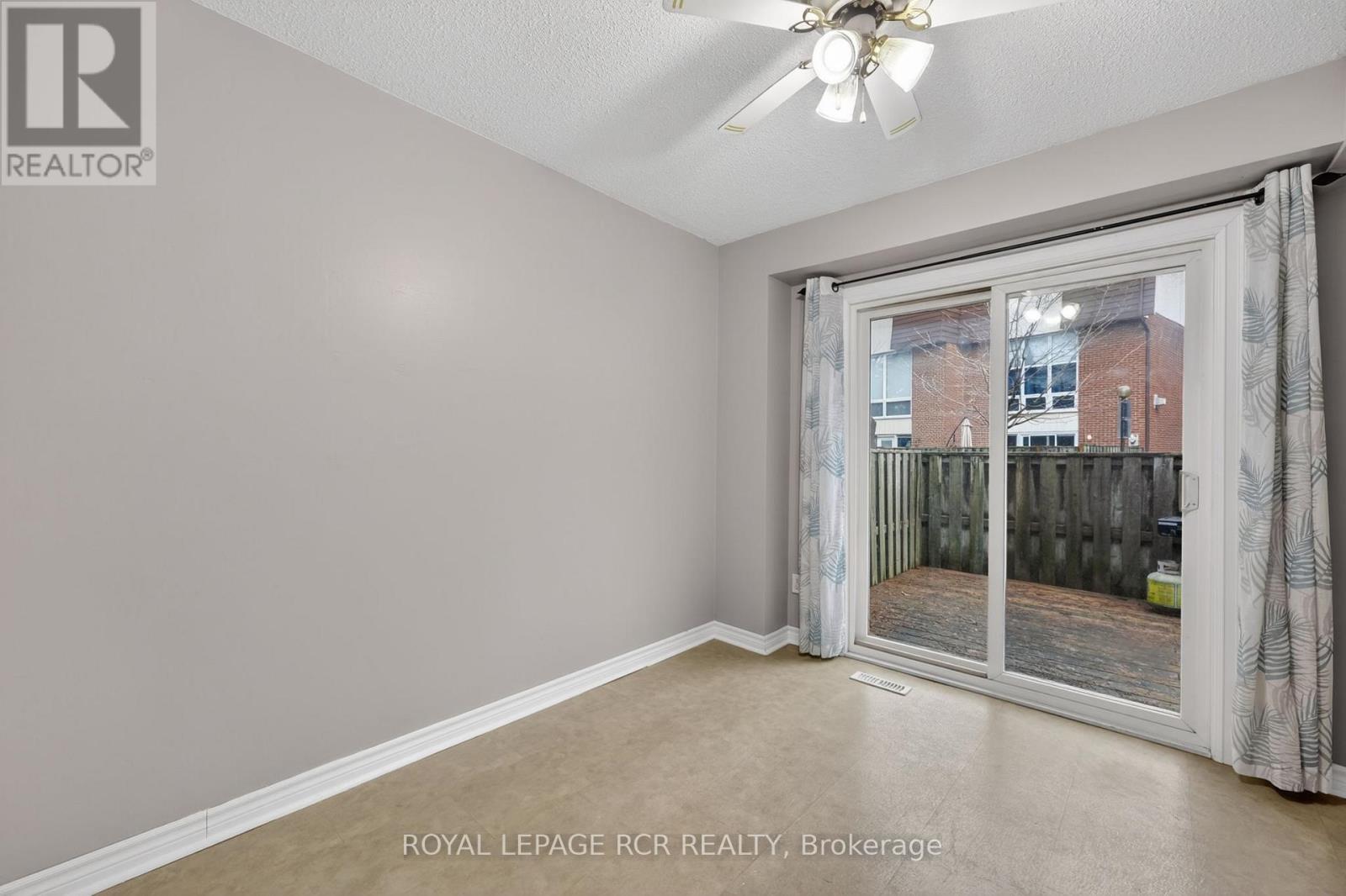 #31 246 TUPPER BOULEVARD - 15