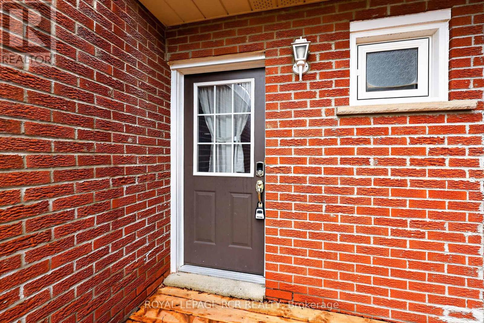#31 246 TUPPER BOULEVARD - 4