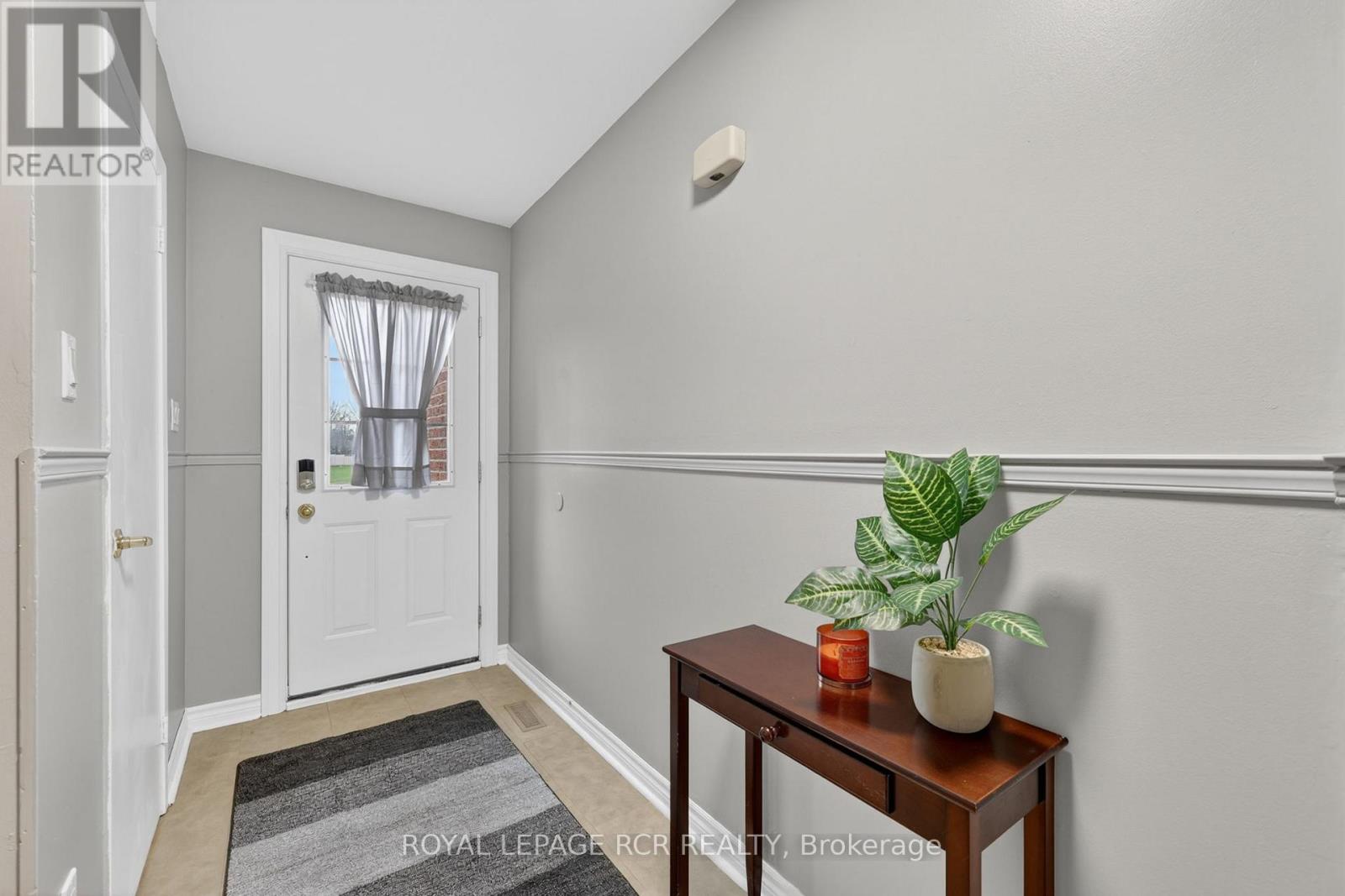 #31 246 TUPPER BOULEVARD - 5