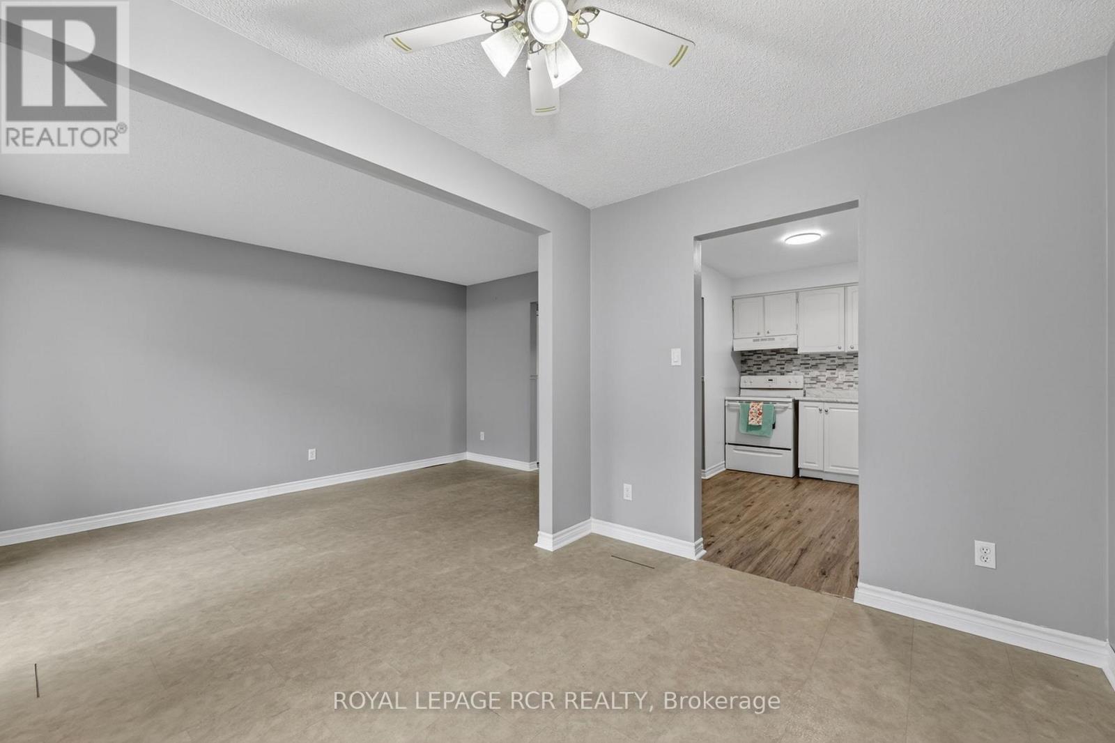 #31 246 TUPPER BOULEVARD - 18