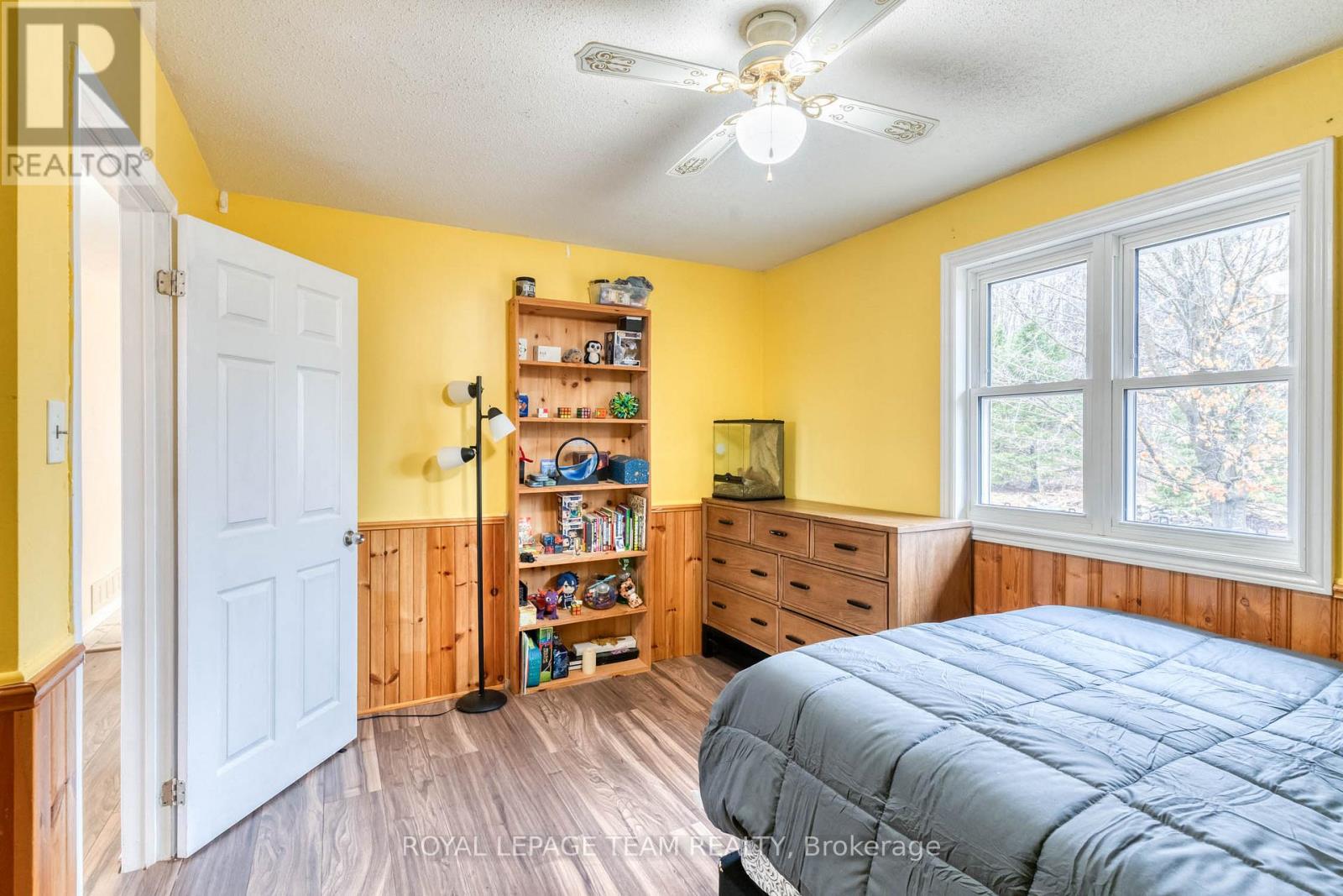 1255 OLD PERTH ROAD - 12