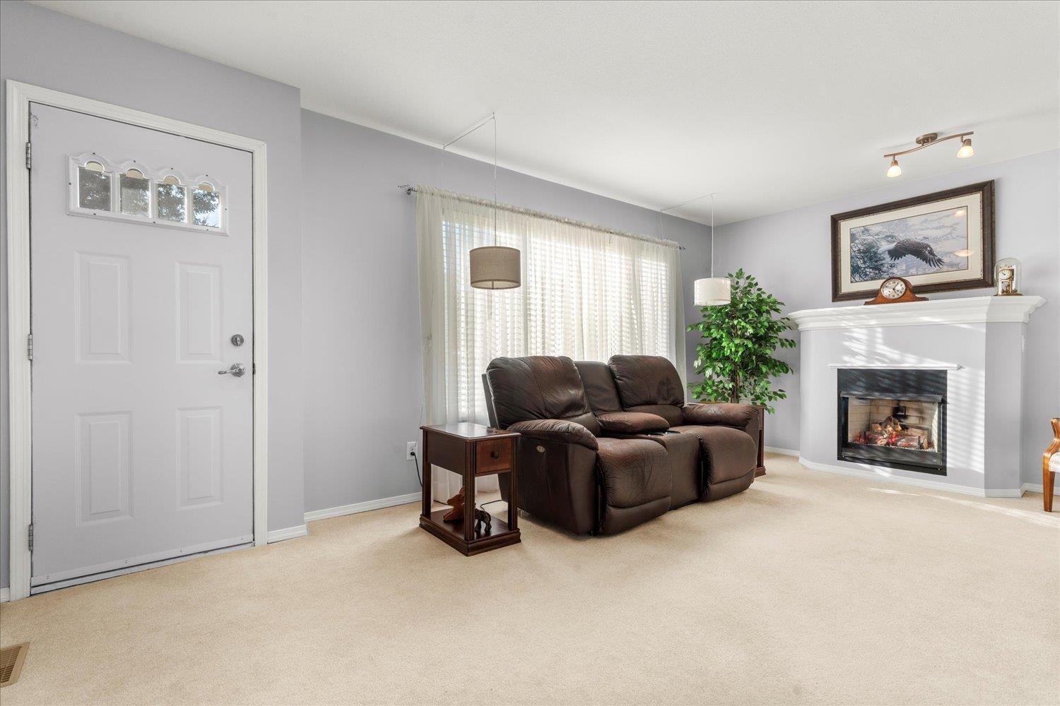 46329 STRATHCONA ROAD, Fairfield Island — photo 8