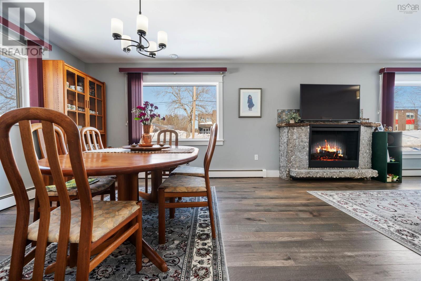 Property 12 of 45 of 209 Louise Street