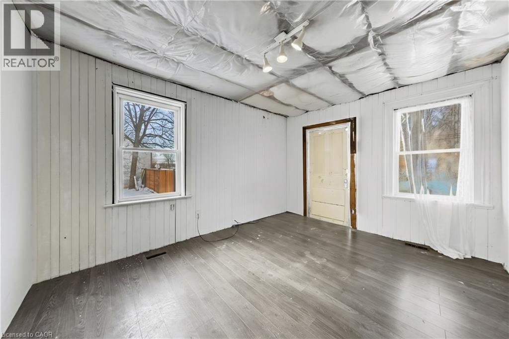 36 RIVER STREET - 13
