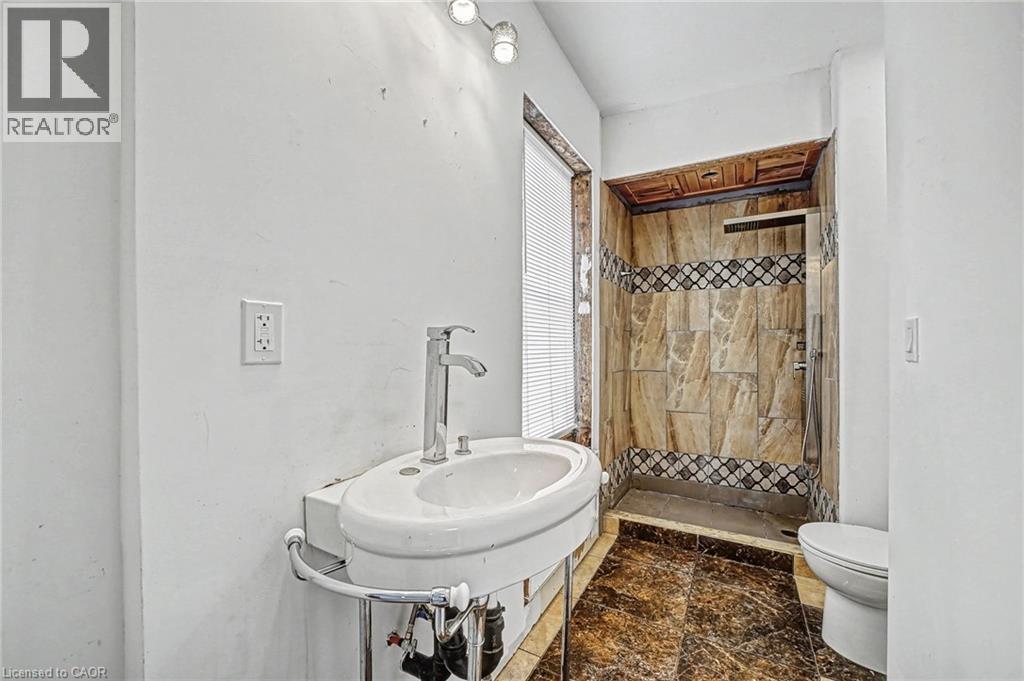 36 RIVER Street, Thorold, Ontario, L0S1K0 — Photo 16