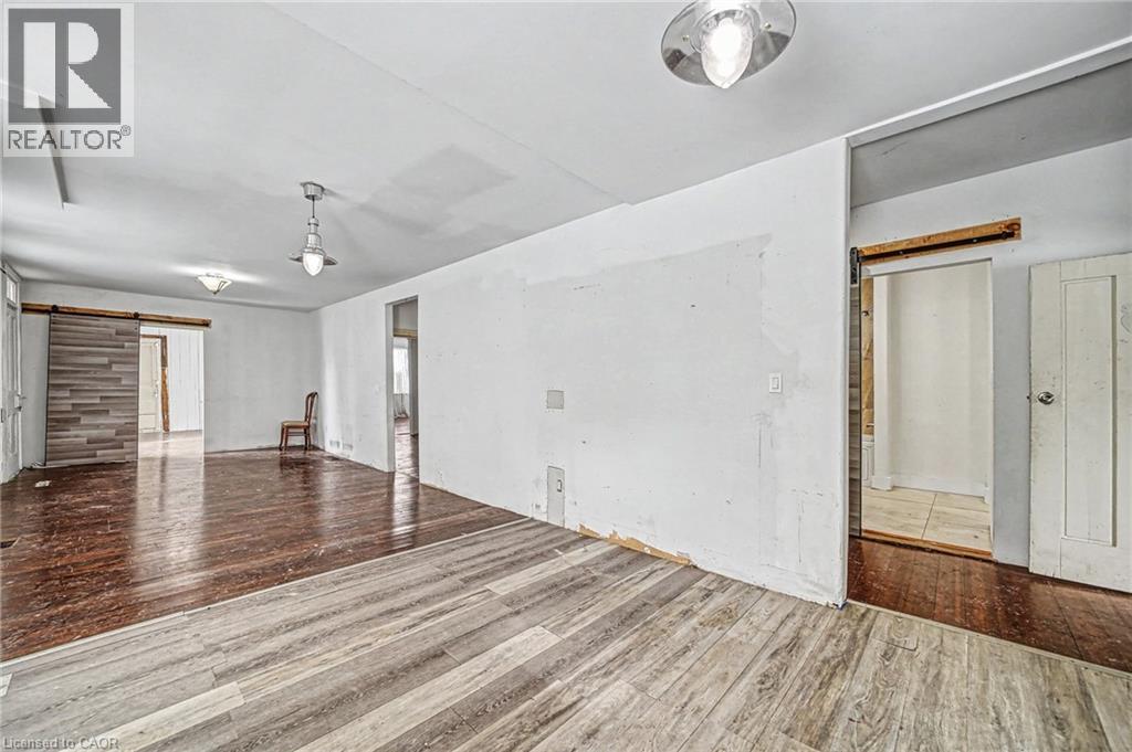 36 RIVER STREET - 12