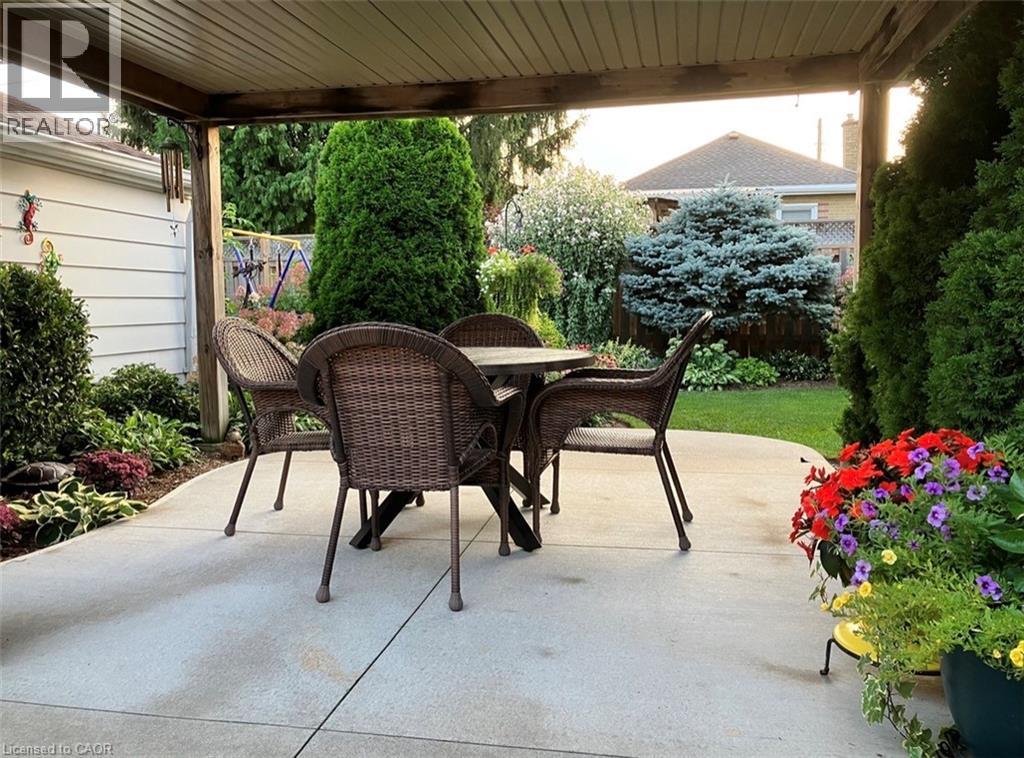 15 CONCORD Avenue, Dundas, Ontario, L9H1R5 — Photo 29
