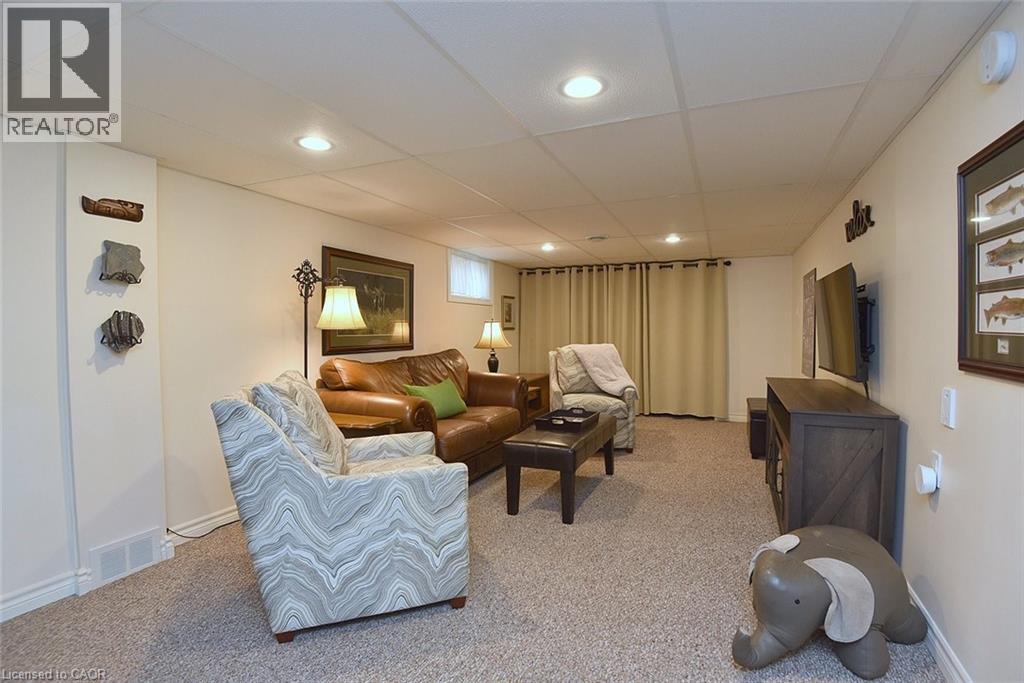 15 CONCORD Avenue, Dundas, Ontario, L9H1R5 — Photo 24