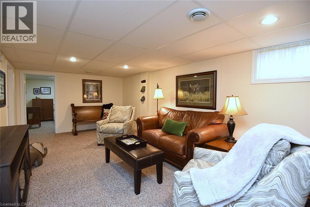 15 CONCORD Avenue, Dundas, Ontario, L9H1R5 — Photo 25