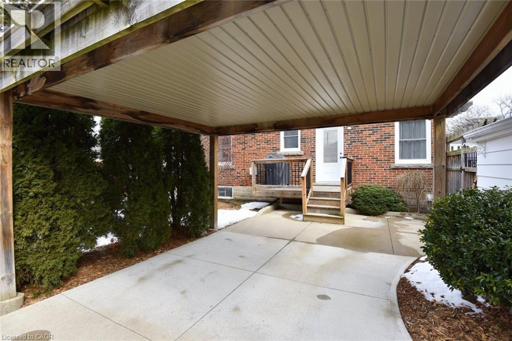 15 CONCORD Avenue, Dundas, Ontario, L9H1R5 — Photo 34