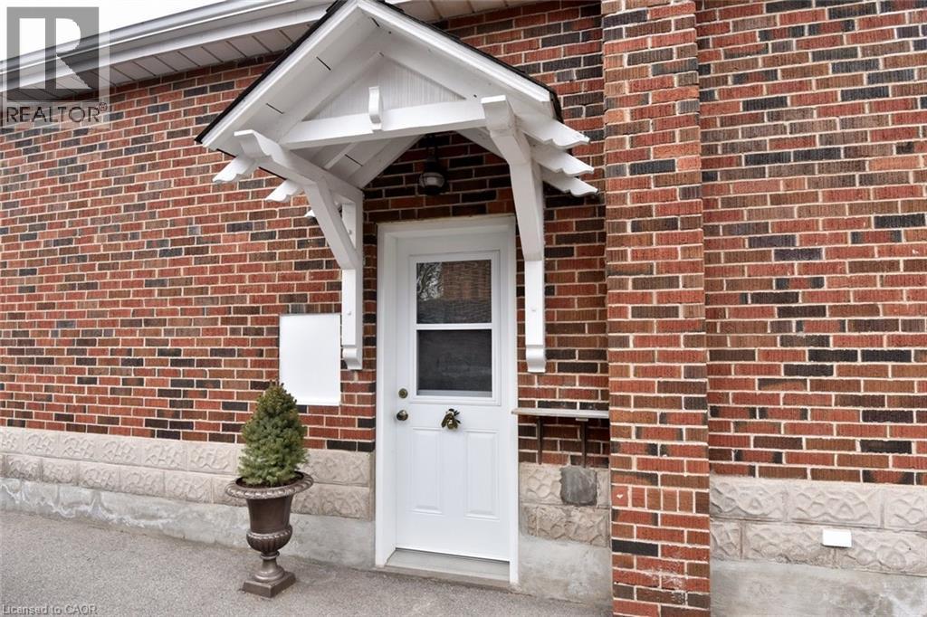 15 CONCORD Avenue, Dundas, Ontario, L9H1R5 — Photo 39