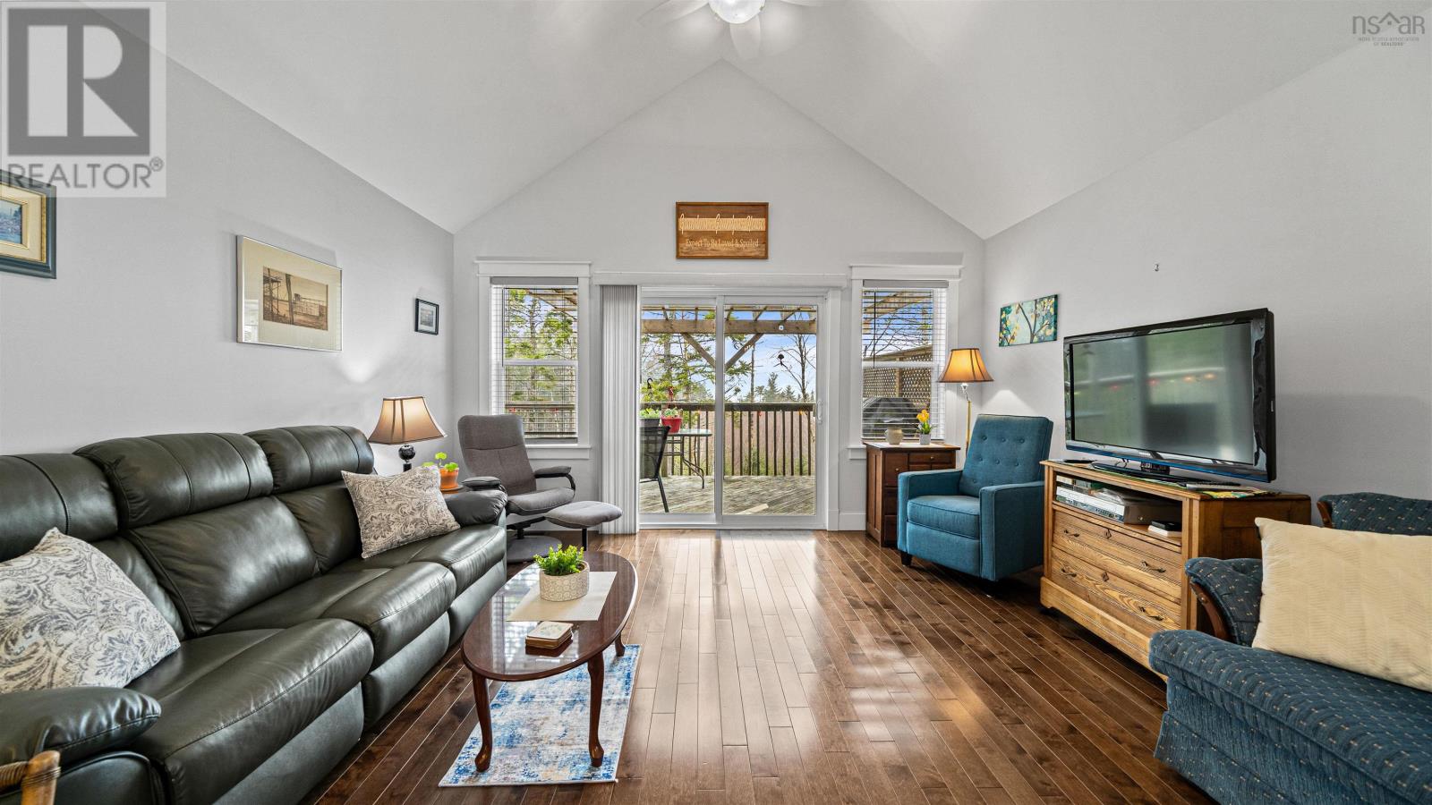 Property 20 of 50 of 33 Barnsley Court