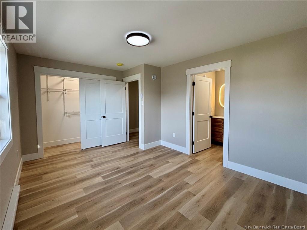 177 ARLINGTON CRESCENT - 14