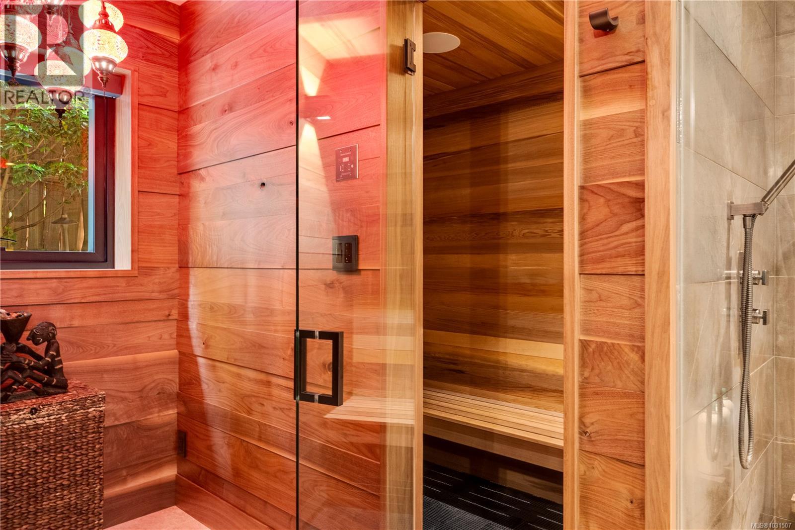 Dry cedar sauna with piped in sound from Sonos sound system.