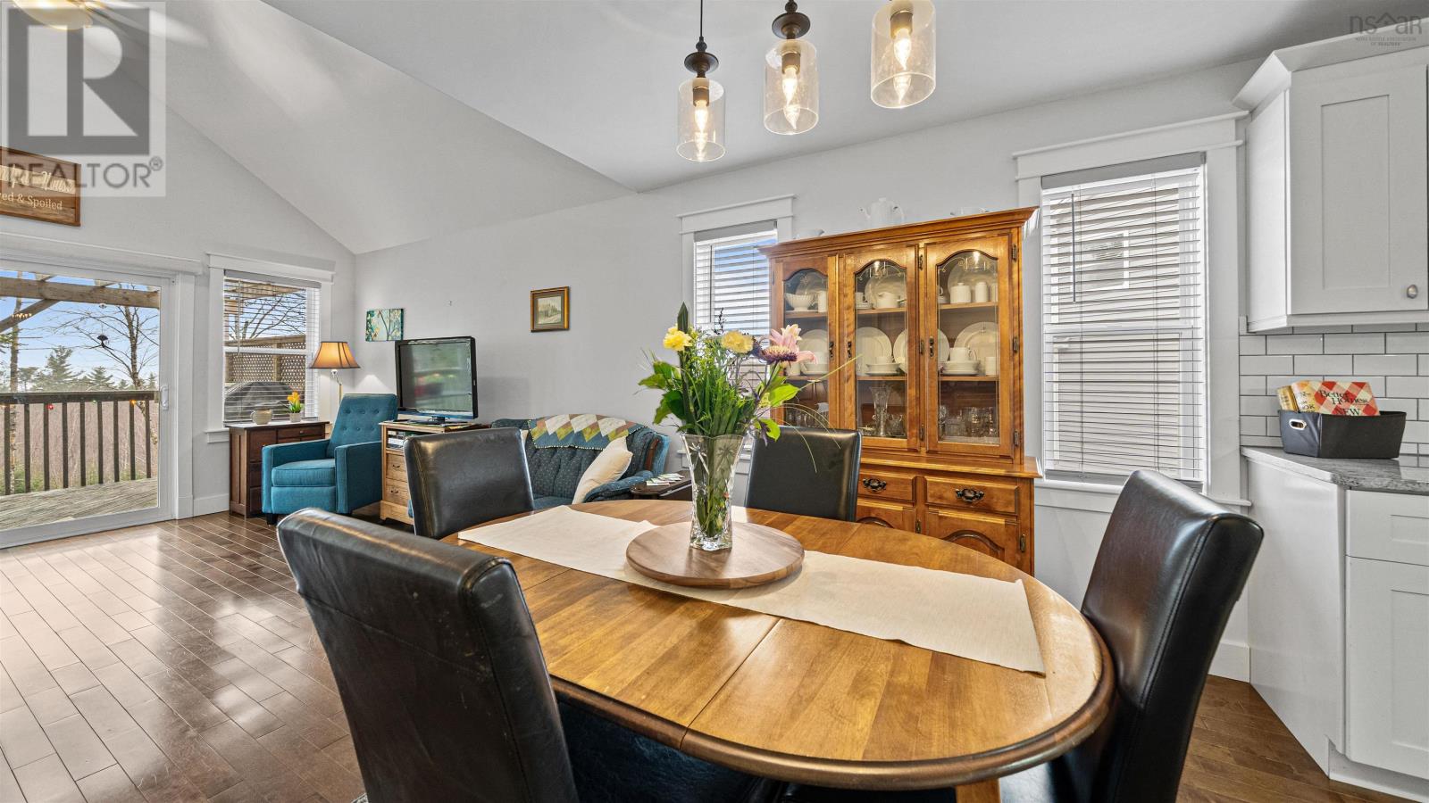 Property 16 of 50 of 33 Barnsley Court